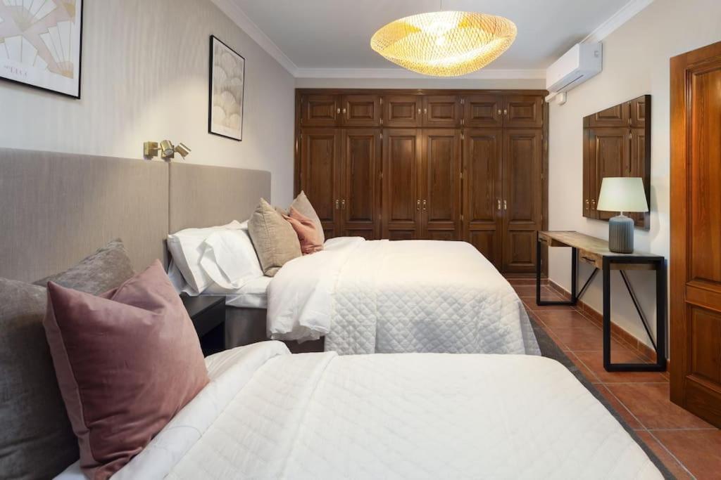 Treetops - Family With Heated Pool In Villa